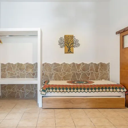 Appartement Mouria 4 *