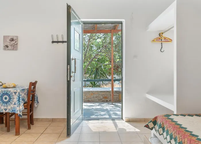 Mouria 4 * キスノス