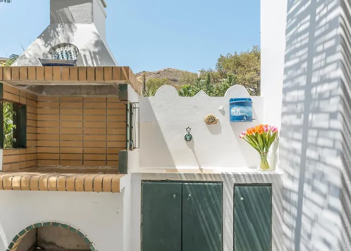 Mouria 4 アパート *