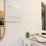 Mouria 4 Apartamento